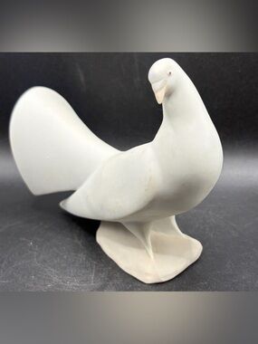 NAO Vintage Matte Porcelain Dove Bird Collectible Figurine Figure Figural, Spain